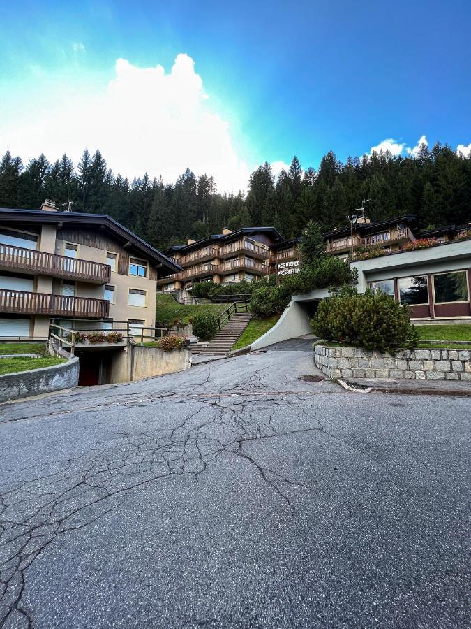 Apartament Monolocale In Centro A Campiglio, Ad 80Mt Dagli Impianti Madonna Zewnętrze zdjęcie